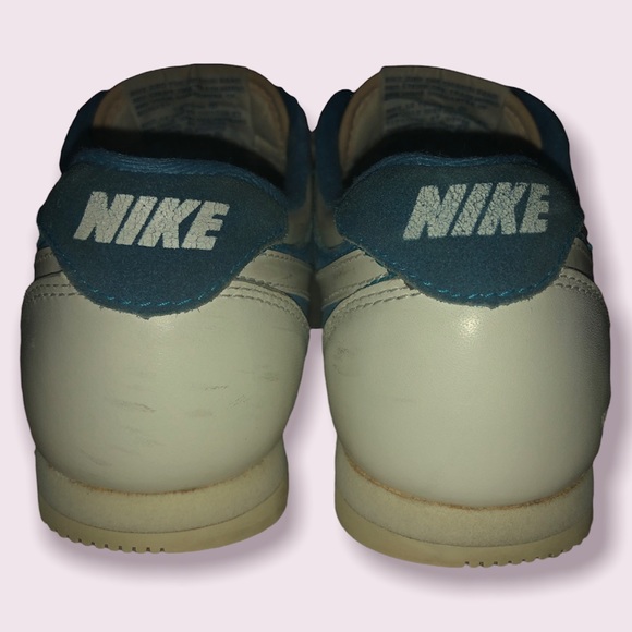 1986 Nike Sneaker - Picture 7 of 8